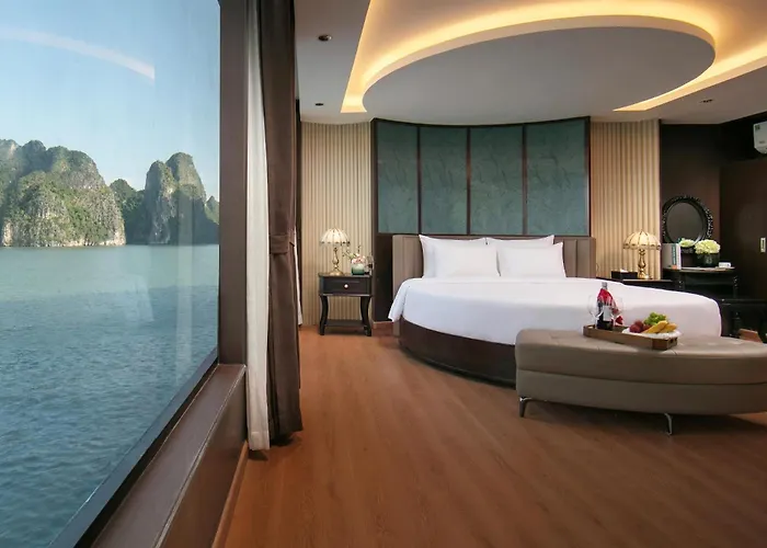  Lumiere Cruise - Illuminating The Art Of Cruising