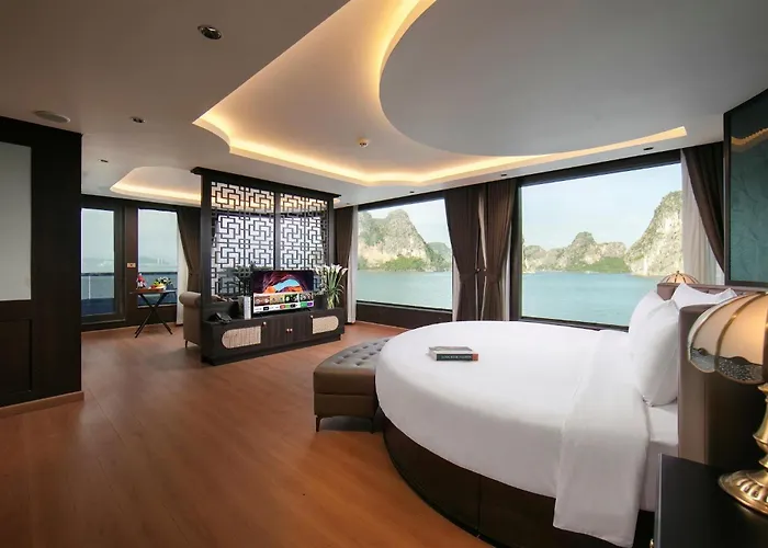  Lumiere Cruise - Illuminating The Art Of Cruising Ha Long