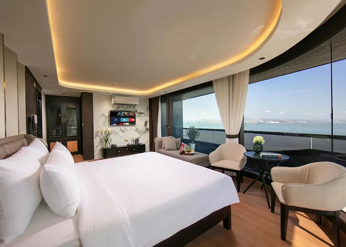  Lumiere Cruise - Illuminating The Art Of Cruising Ha Long