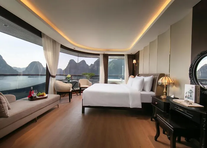  Lumiere Cruise - Illuminating The Art Of Cruising 5*