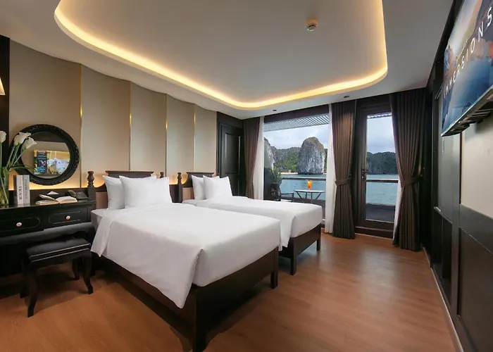 Lumiere Cruise - Illuminating The Art Of Cruising 